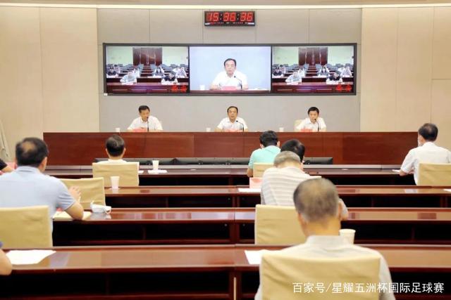 国乒选手表现惊艳，混双和男双均晋级四强